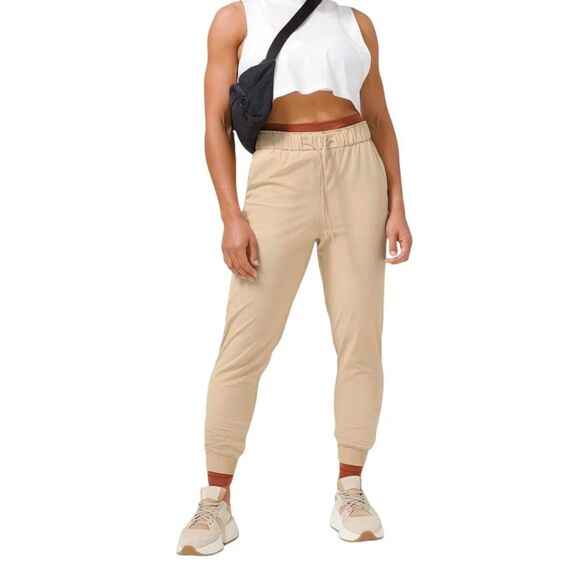 Lululemon Keep Moving Jogger Trench Tan Size 10 Luxtreme Stretch Pockets Active - Picture 6 of 16